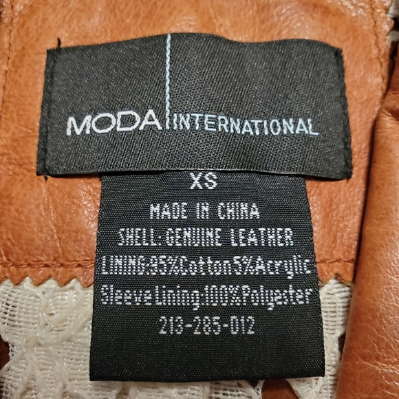 Gorgeous MODA International Leather Jacket - Picture 4 of 8